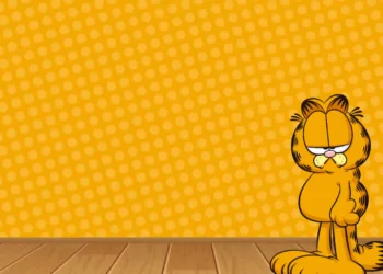 Classic cartoon Garfield lounging in hand-drawn comic style with blinking animation and subtle movement – live wallpaper.
